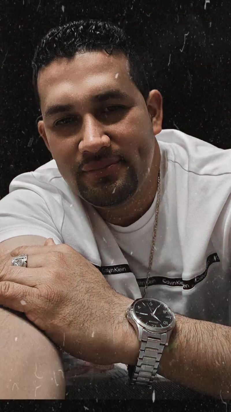 Luis, 36