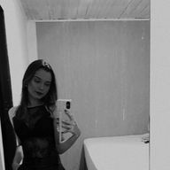 Sara, 19