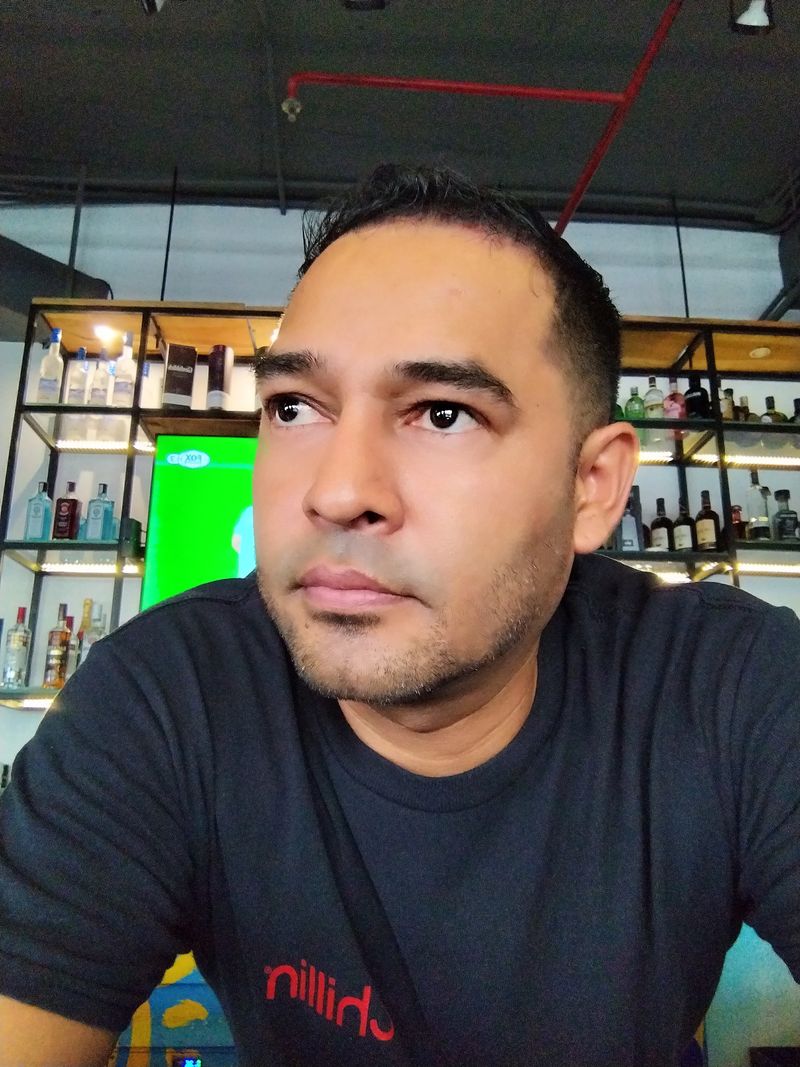 Jhon, 45