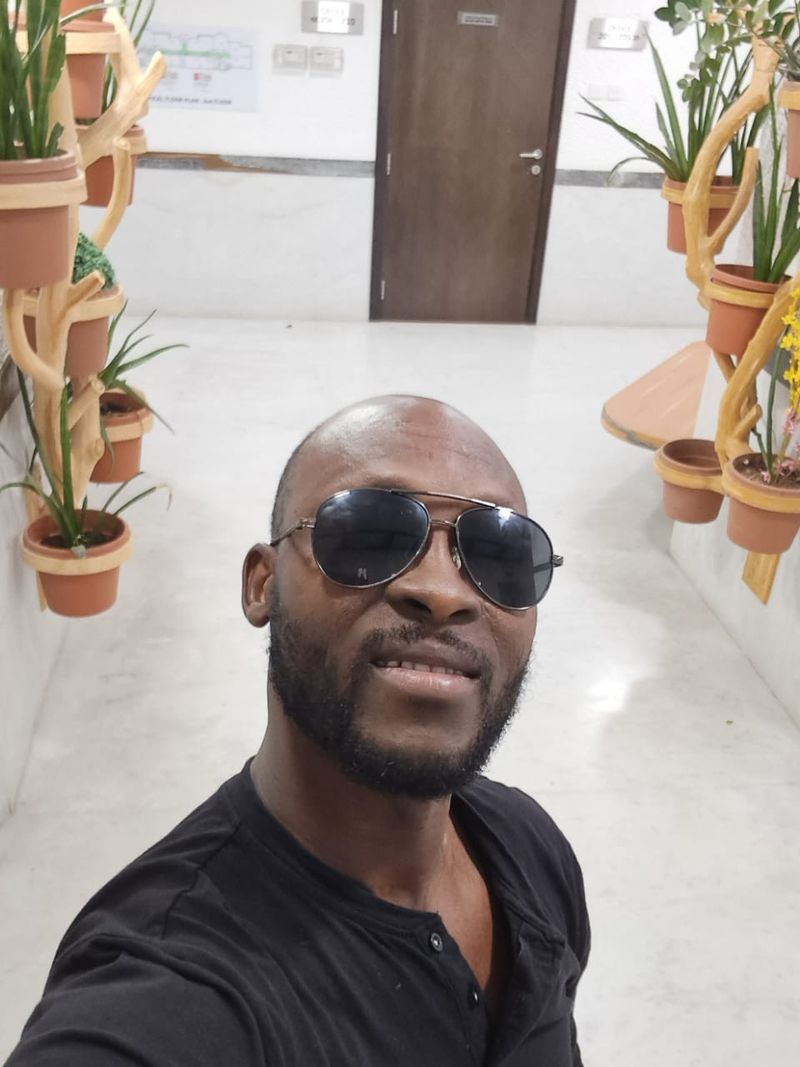 Colin, 41