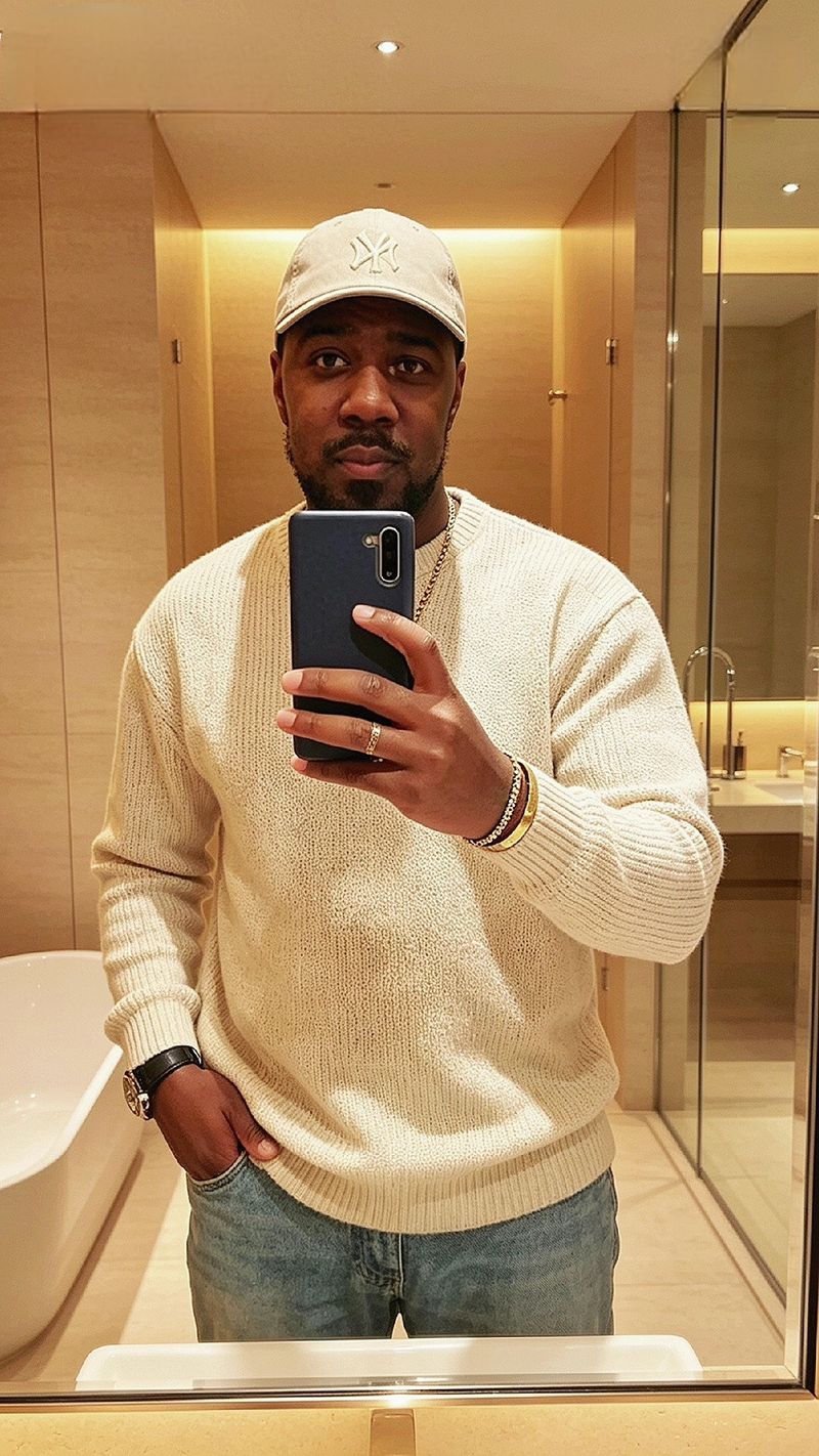 Sam, 35