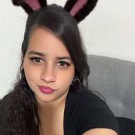 Rosa, 33