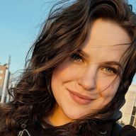 Sara, 29