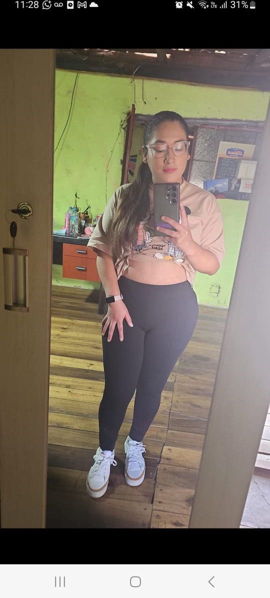Noemi, 30