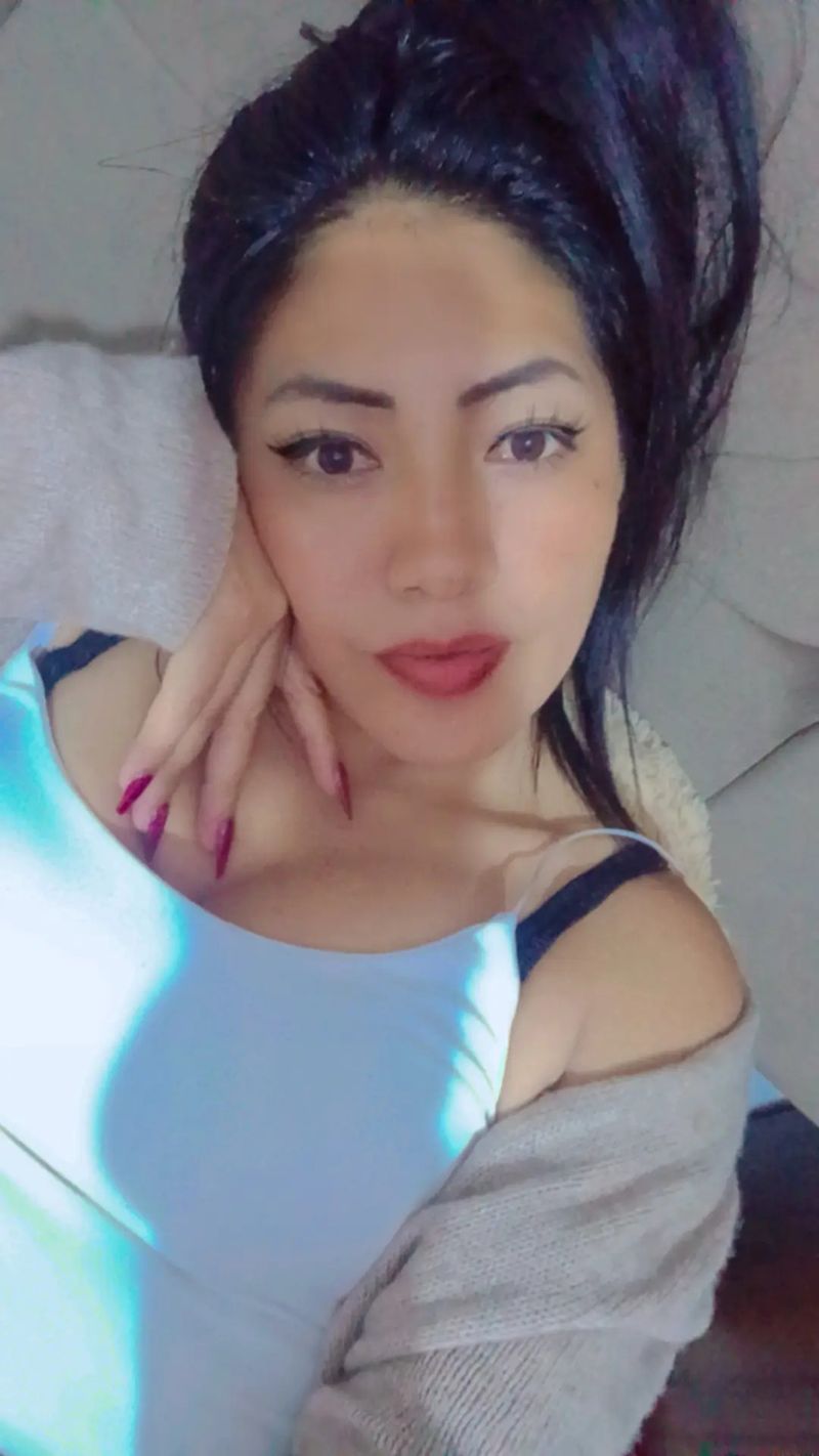 Rosmery, 37