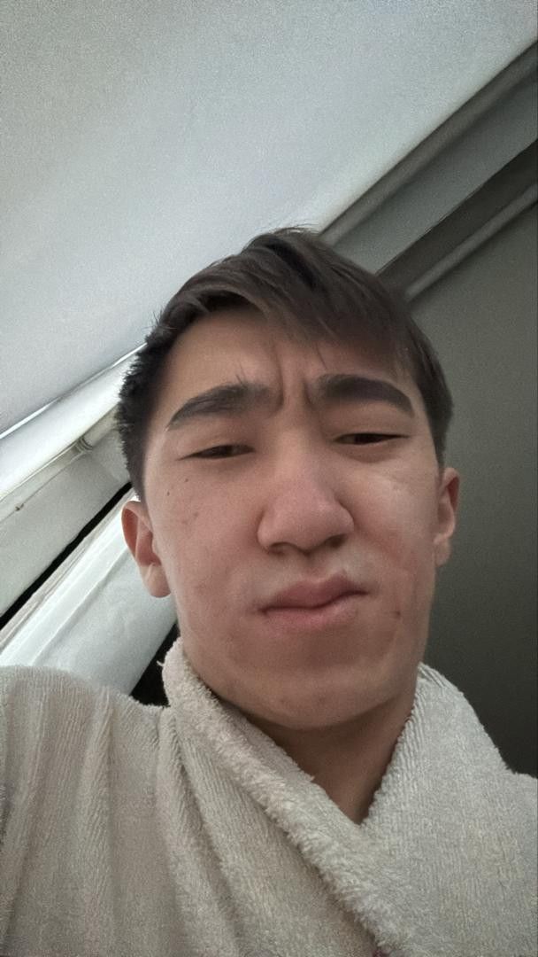 Жээнбек, 23