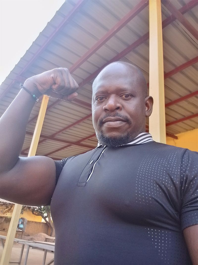 Frank, 41