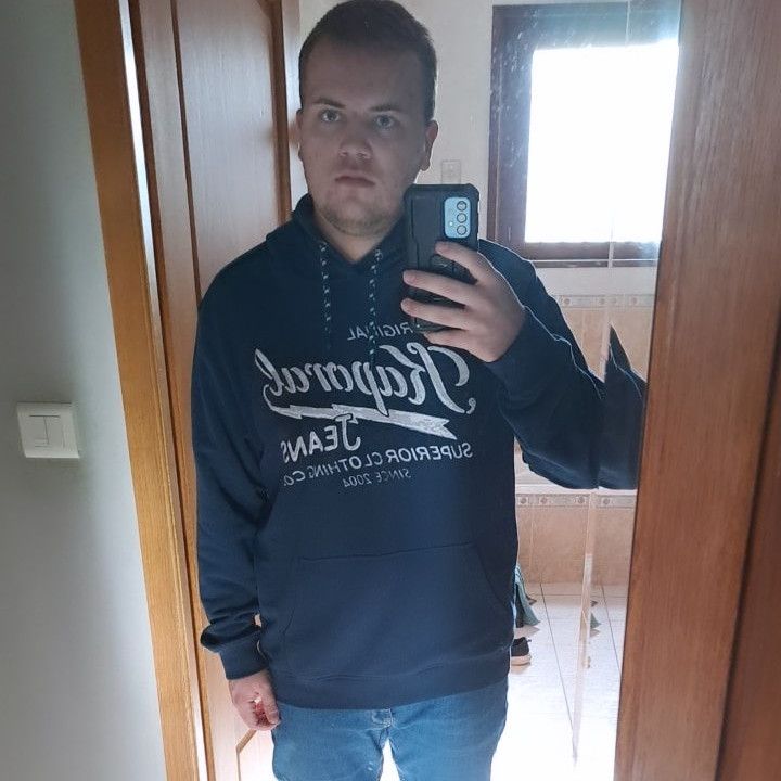 Damien, 23