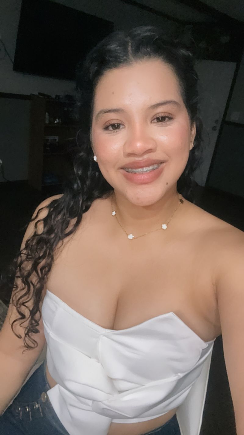 Samanta, 22