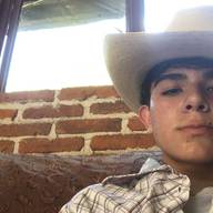 Luis, 20