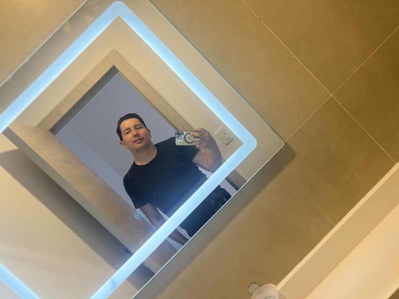 Diego, 35