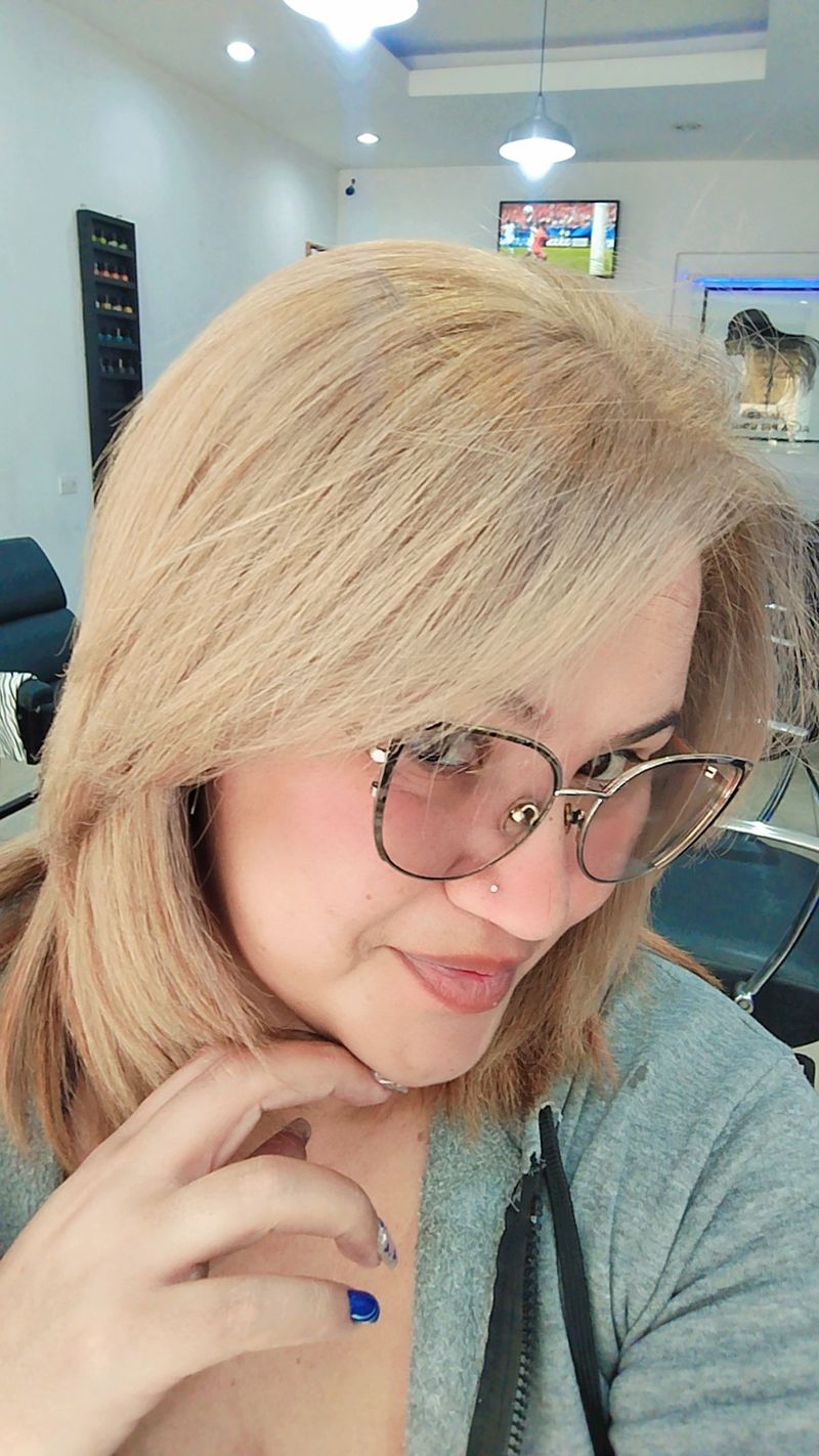 Linda, 36
