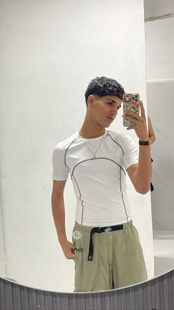 Luis, 18