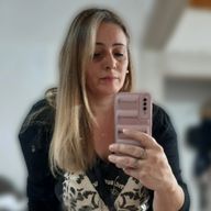 Claudia, 46