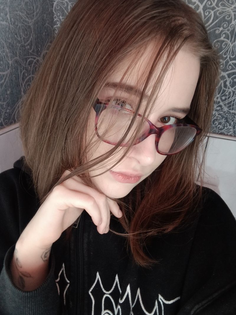 Мария, 20