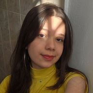 Luana, 18