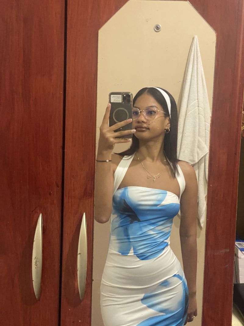 Mel, 22
