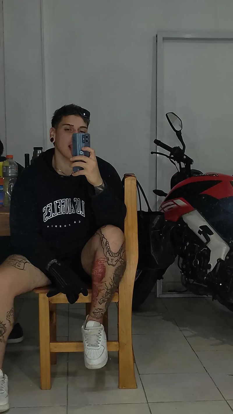 Santiago Montes, 27