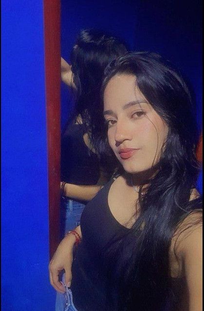 Andreina, 28