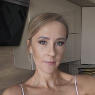 Karolina, 35