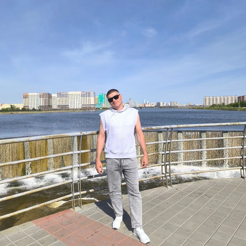 Вадим, 42