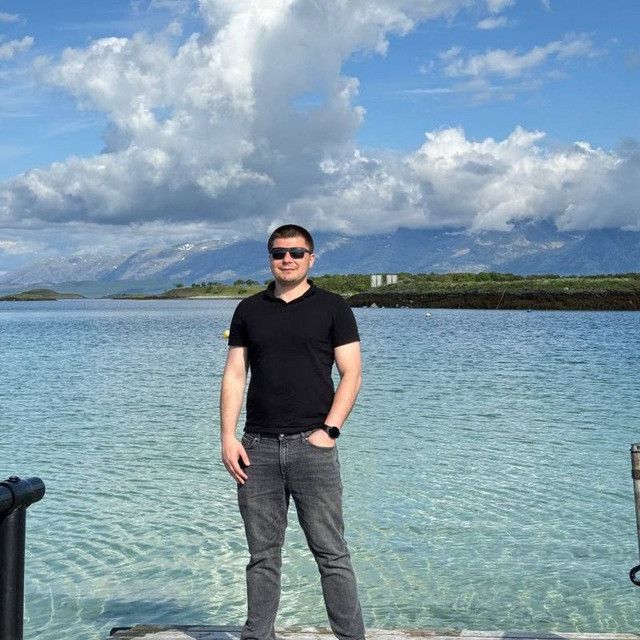 Vladislav, 28
