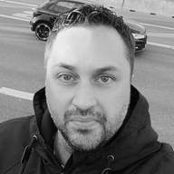 Alex, 42