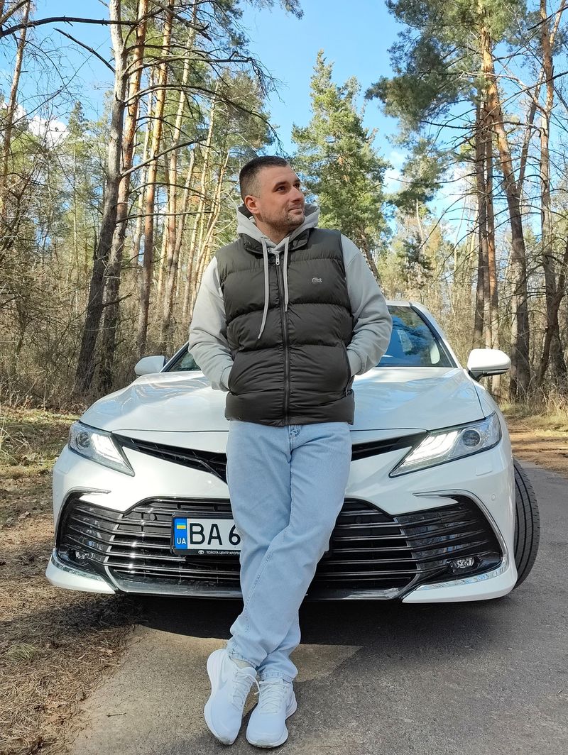 Dima, 29