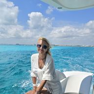 Fabiana, 54