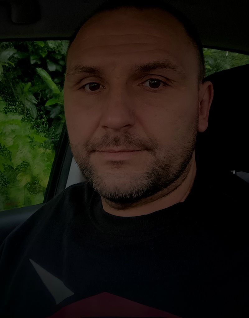 Patryk, 42