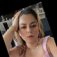 Pilar, 37