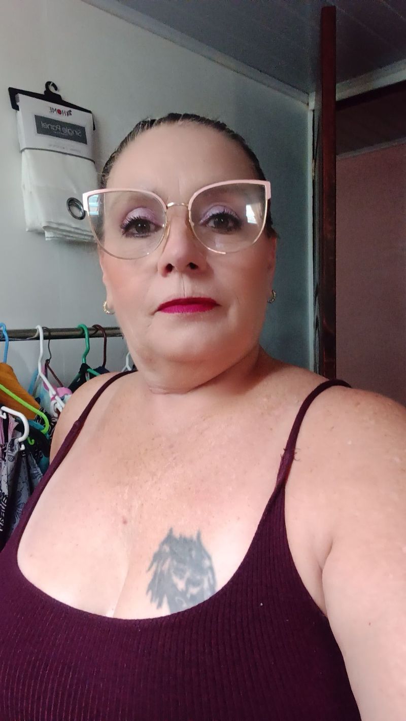 Ana Julia Godínez, 60