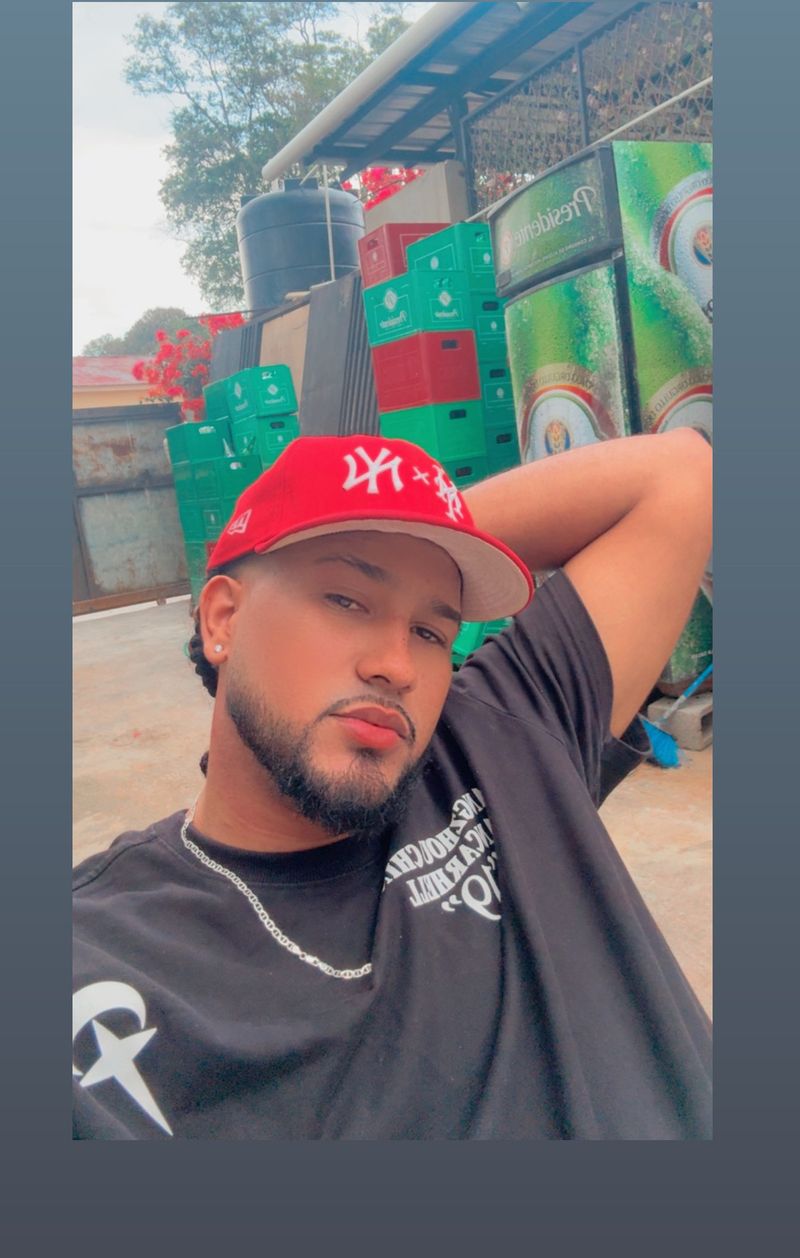Jose, 25