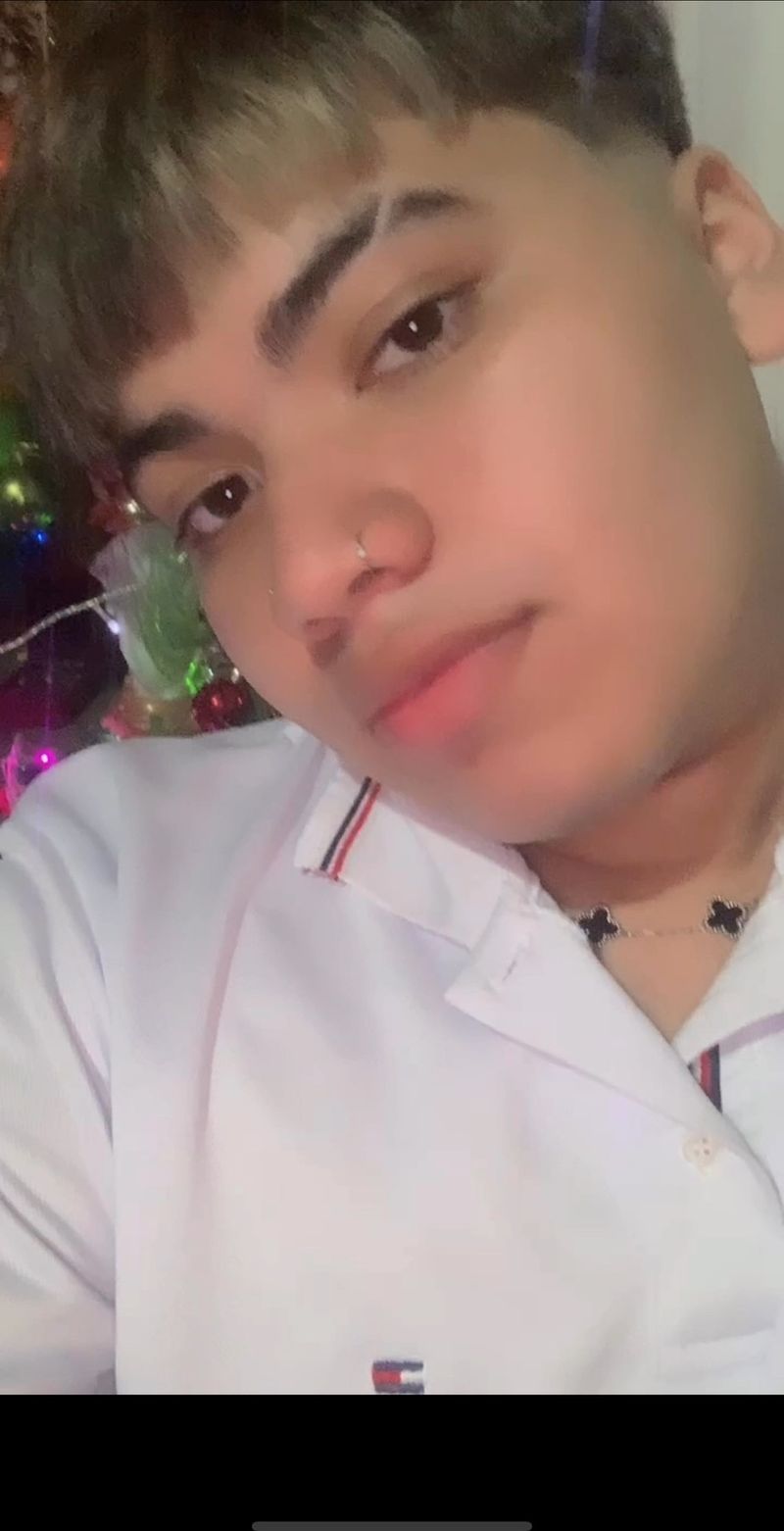 Andres, 18