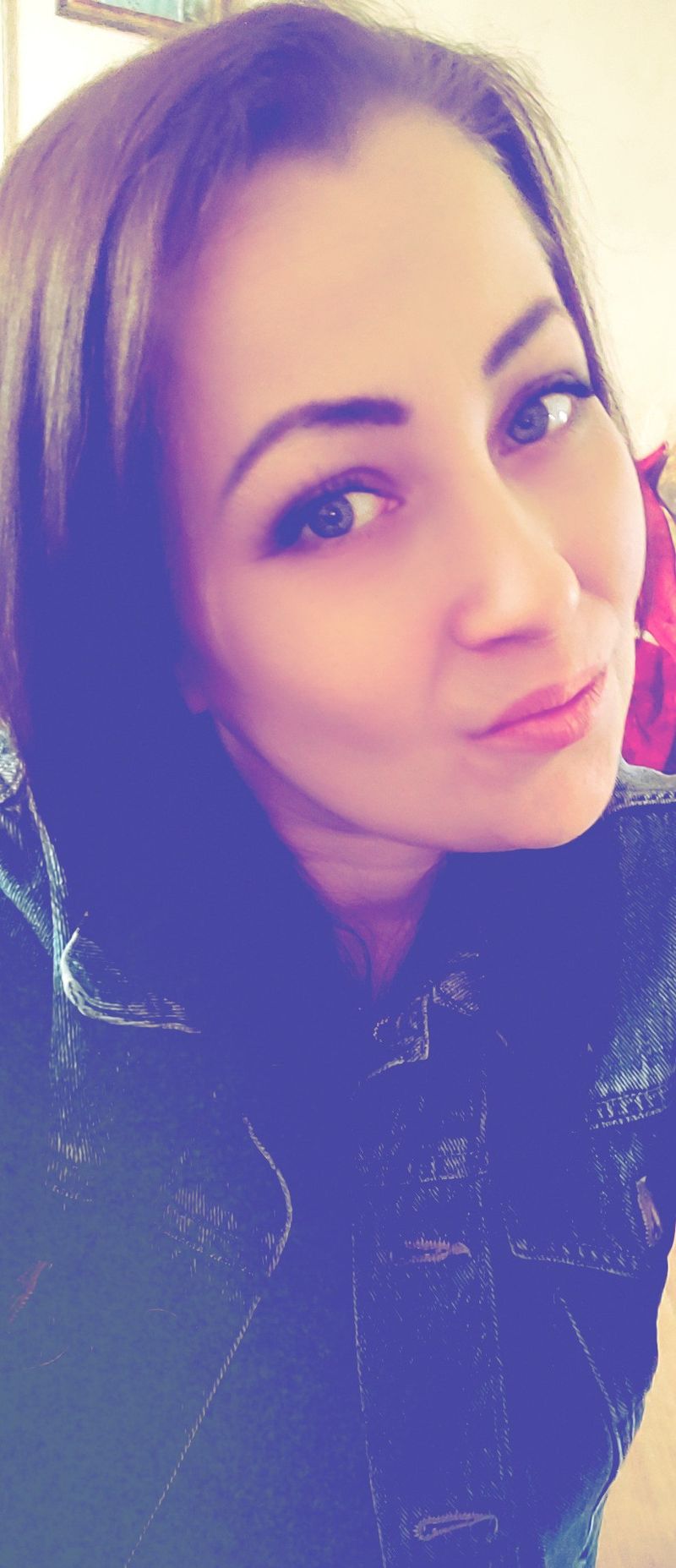 Aneta, 35