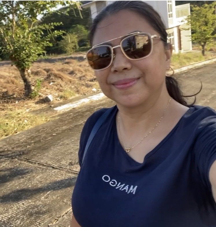 Lin, 52