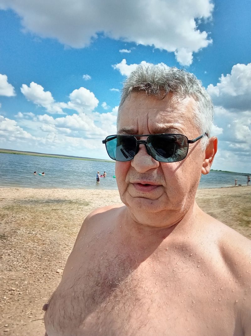 Игорь, 60