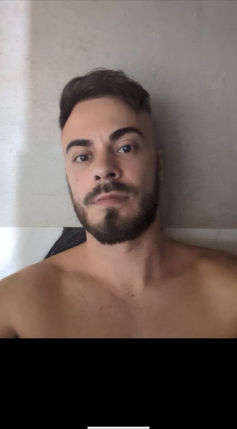 Brandon, 33