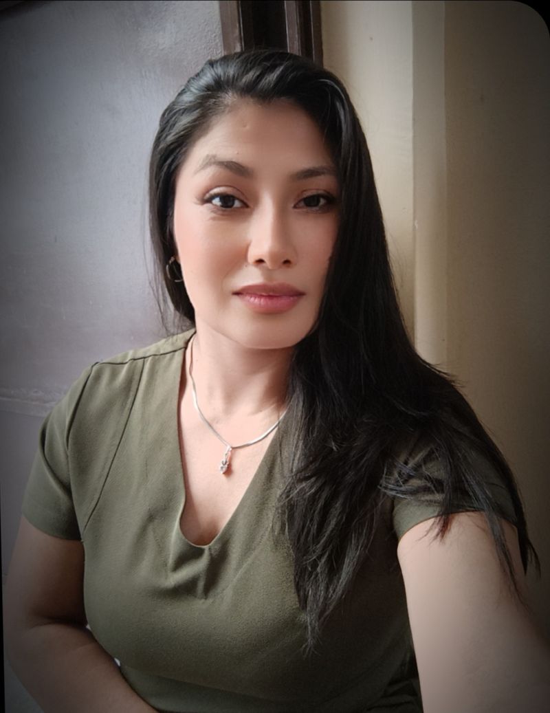 Rosita, 35