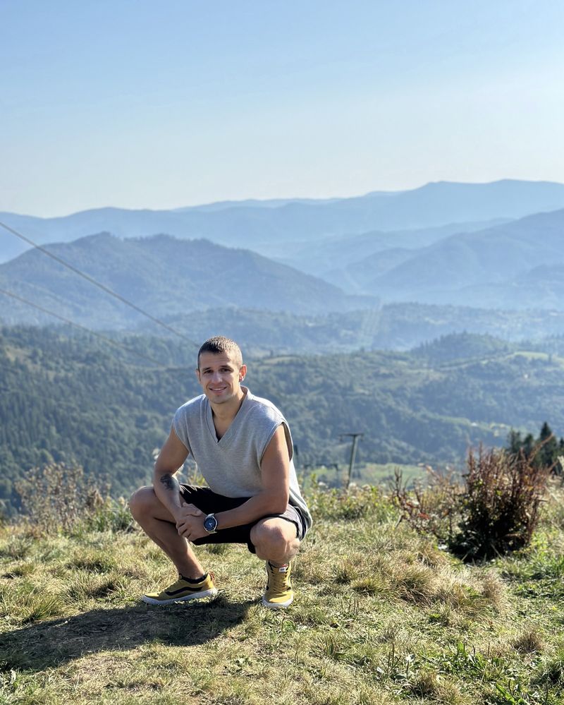 Валентин, 28
