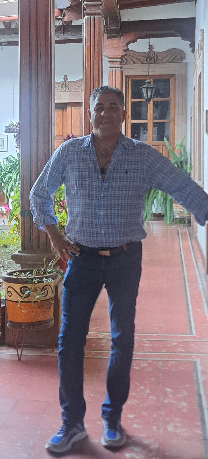 Axel, 51