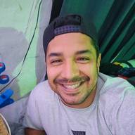 Alex, 33