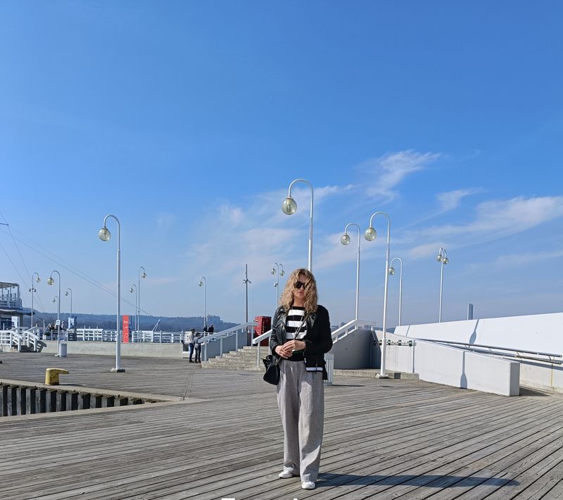 Anna, 60