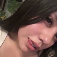 Sarah, 18