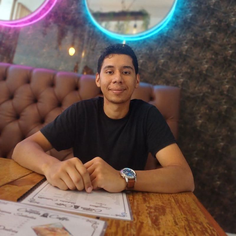 Dan, 23