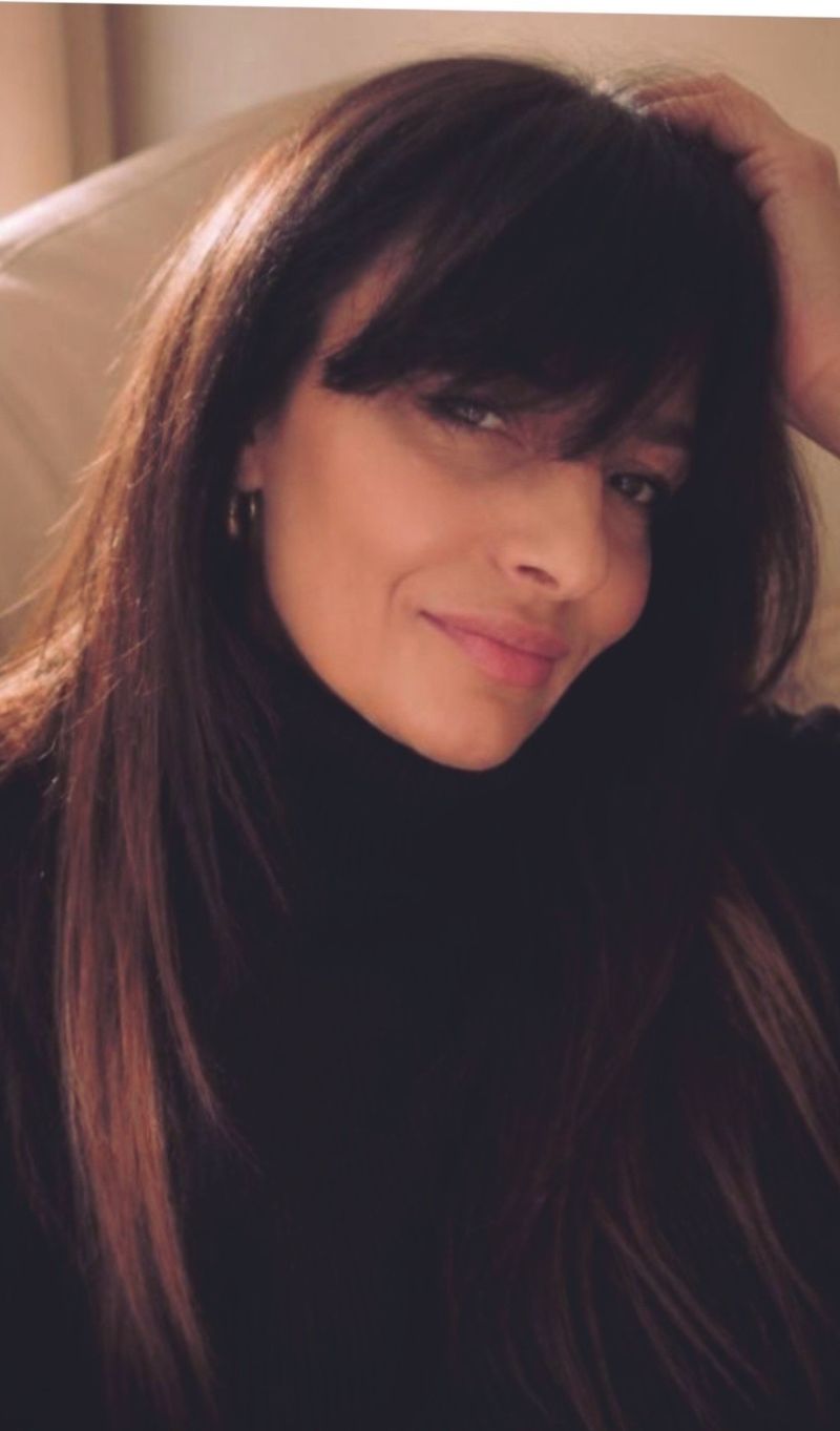 Renata, 49