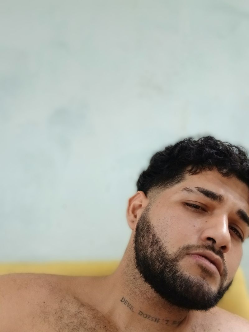 Alexander, 25