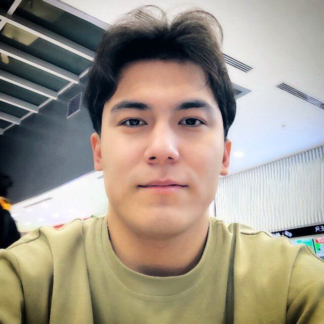 Yaxyo, 23