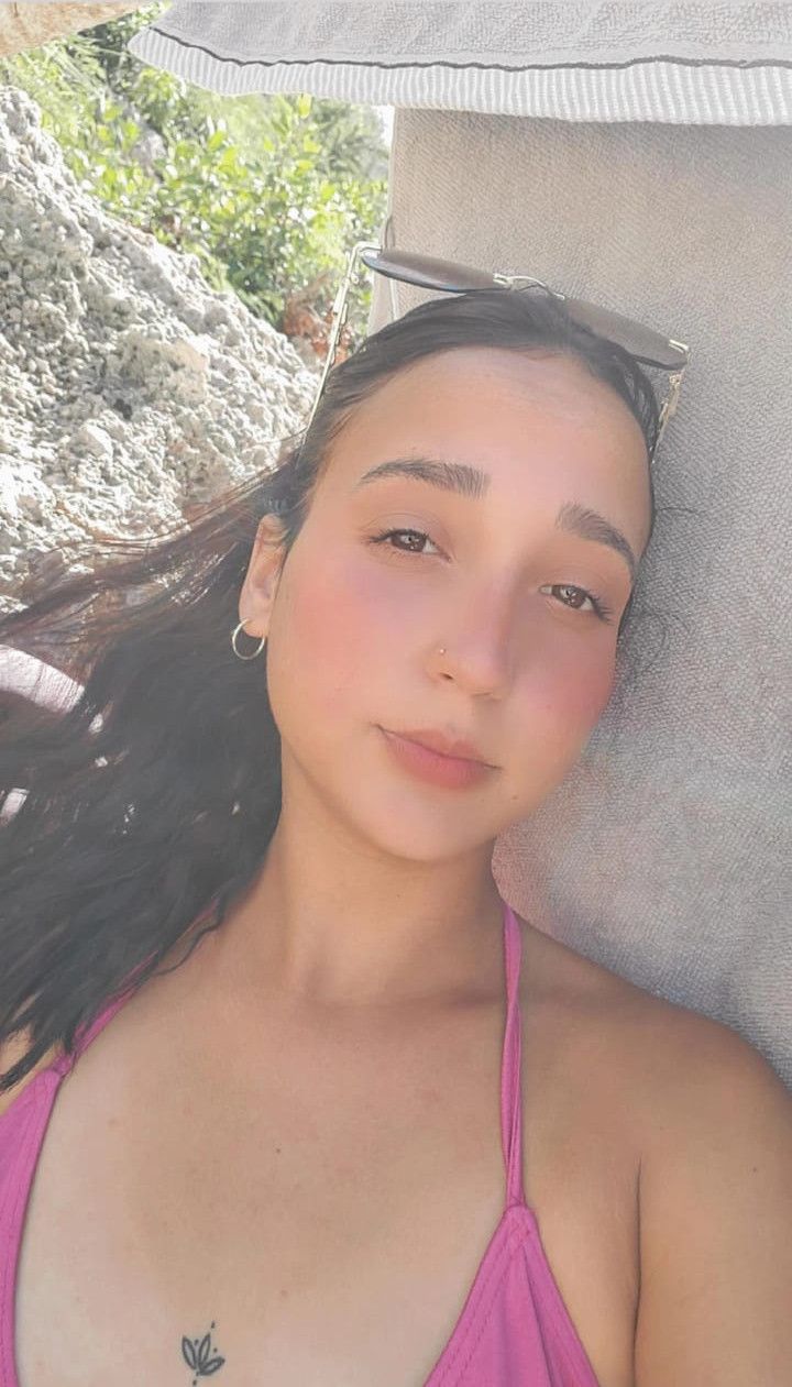 Flavia, 19