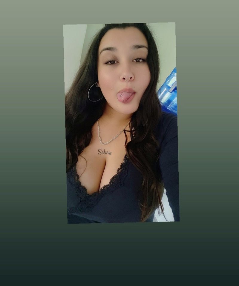 Eva, 29